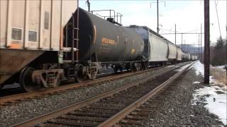 preview picture of video 'Great Horn Action! Norfolk Southern Train at CP COLA on Port Road Branch - 12/21/13'