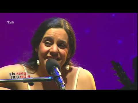 Valeria Castro - Guerrera (Directo Más Fuertes Que el Volcán)