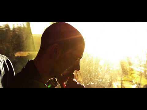 "A window seat" by Filipe Lima