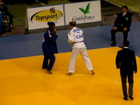 EC JUN 2011 63  MOHAMED SEGHIR Halima POL TSANG SAM MOI Linsay FRA