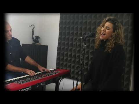 קרוסלה- אנה שפיץ (ביצוע לייב אקוסטי)