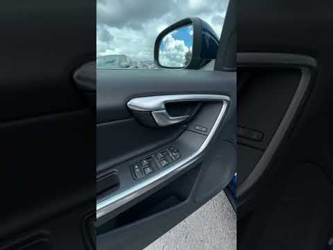 фото volvo v60 i 0