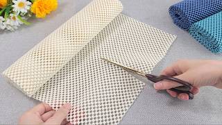 I SAW IT IN AN EXPENSIVE STORE AND MADE IT MYSELF! AWESOME BASKET IDEA FROM BATHROOM MAT! DIY