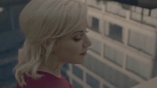 Lisa Crawley - Up in the Air (Official Music Video)