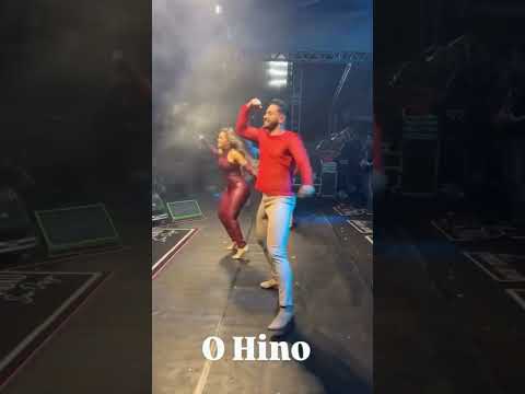 Yara Tchê cantando Cumplicidade com a galera de Redenção-CE | Central dos Desejeiros