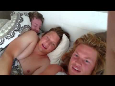 Videoblogg: Julius och Björn "Vakna Umeå" - Spring! (TV4)