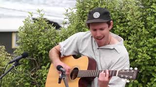 Martinborough Gardening Duo - Sun Comes Up (Mako Road cover)
