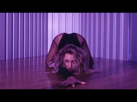 貓咪娃娃--REACT--卡米洛-勞裡切拉的視覺和舞蹈設計。 (The Pussycat Dolls - REACT - Vision & Choreography by Camillo Lauricella)