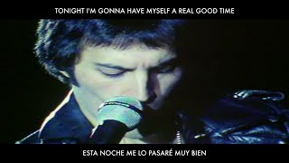 Video thumbnail of "Queen - Don't Stop Me Now (Lyrics In Spanish & English / Letras en Inglés y en Español)"