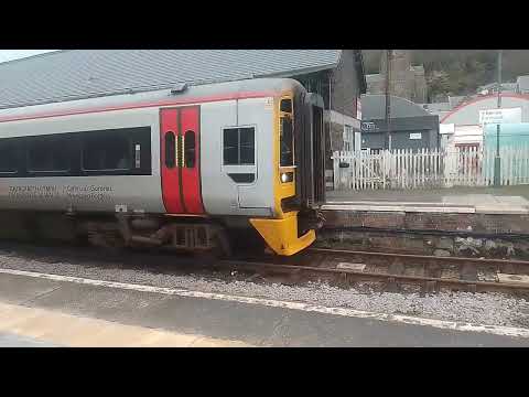 Barmouth South Crossing & TFW 158822 (12/04/23)
