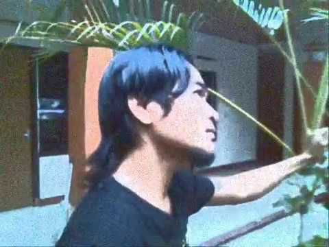 METILESANG RAGA ARY KENCANA FANS video 2011 (baca deskripsi)