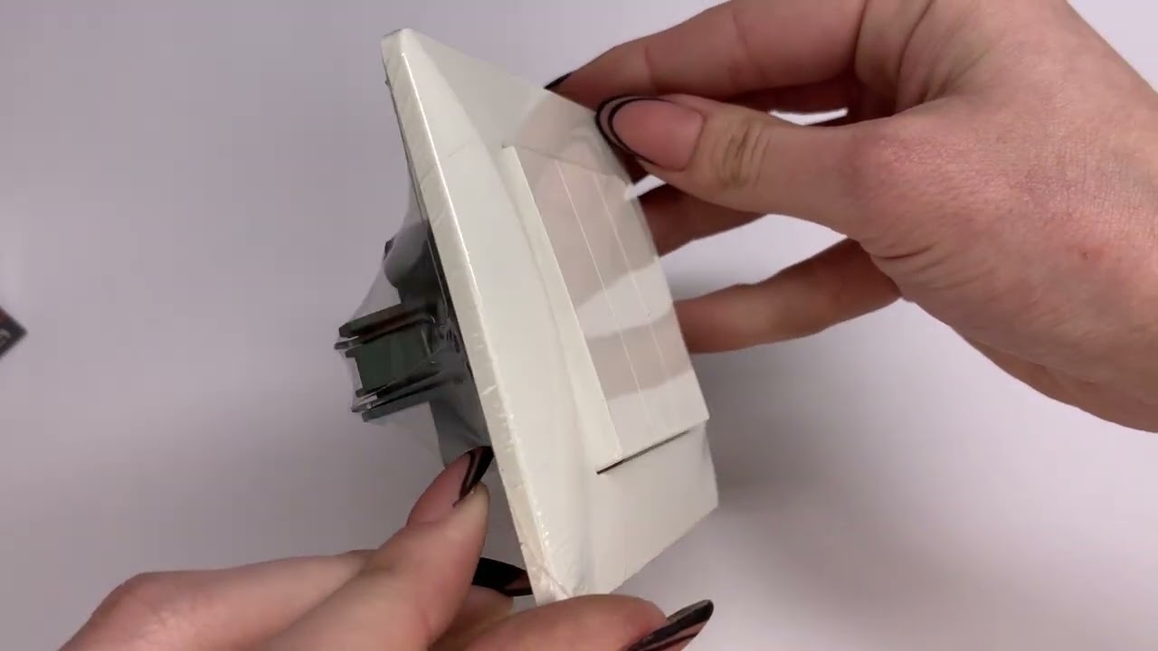 Вимикач триклавішний VIDEX BINERA білий VF-BNSW3-W