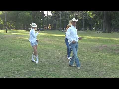 One Hundred - Linedance Country Western