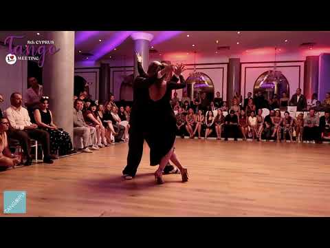 Horacio Pebete Godoy & Maricel Giacomini dance Tango Bardo - Tigre Viejo