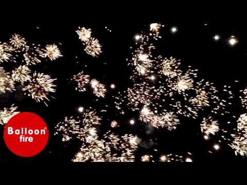 Ρουκετάκια είσοδος Επακρον με βεντάλιες-crackling και φινάλε 13 βολη βεντάλια