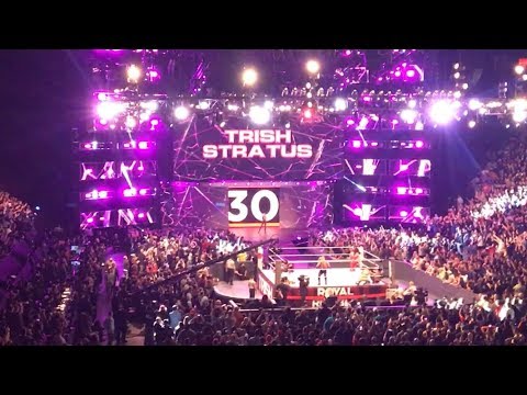 TRISH STRATUS RETURNS AT THE 2018 ROYAL RUMBLE EPIC REACTION