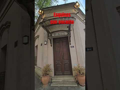 En una esquina de General Belgrano, provincia de Buenos Aires, una tarde de un soleado domingo...