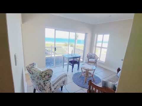 5 Bedroom House for sale in Saldanha.