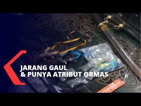 Densus 88 Tangkap 2 Terduga Teroris di Bandung, Jarang Gaul dan Punya Atribut Ormas