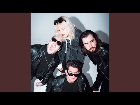 Noches Largas (feat. Bruses)