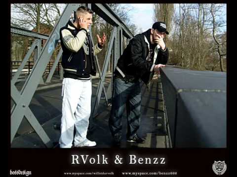 RVolk & Benzz - Kampf Shout in die Fresse