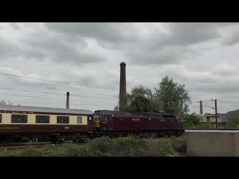 47760+47772 approaching Shipley on 11/05/2018 with an ECS movement