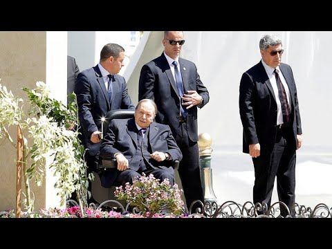 الجزائر تحدد موعد إجراء الانتخابات الرئاسية في 18 أبريل المقبل