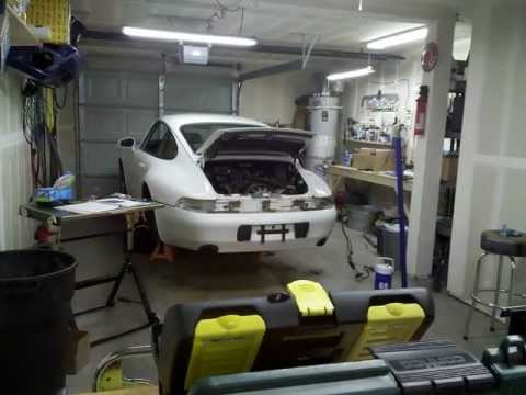 Porsche 993 One Man Engine Drop Time Lapse (with cat's assistance!)