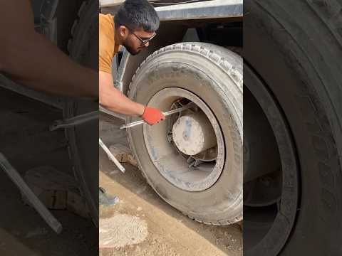These Are The Most Dangerous Rims Ever! Dayton Clamps #truck