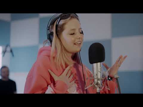 Sophie Doyle Ryder - Hunni Hunni (Live from Studio 8 in 2FM)