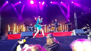 JVG feat. ANNA ABREU - HUOMINEN ON HUOMENNA (LIVE) PROVINSSI 2018
