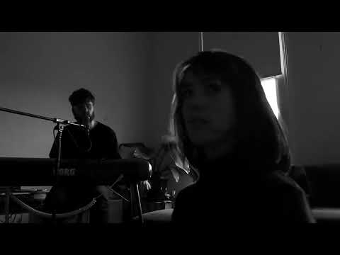 Braille Face - Tear (feat. Mietta White & Mara Schwerdtfeger)