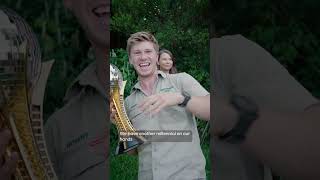 Robert Irwin teaches Bindi Irwin how to make a TikTok ✨