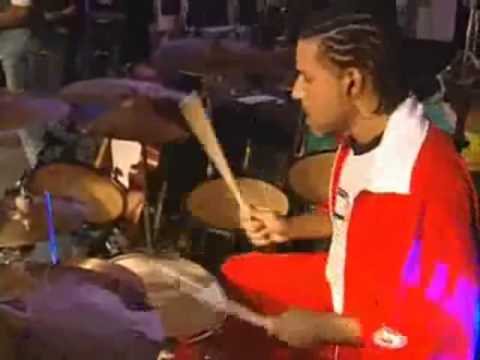 Só batera com Alexandre aposan