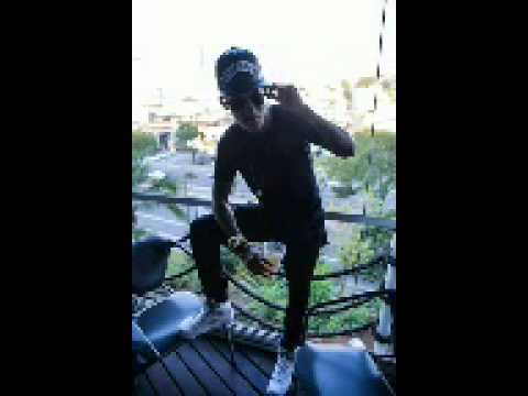 Mc Leo Da Baixada ter uma noçao ao vivo