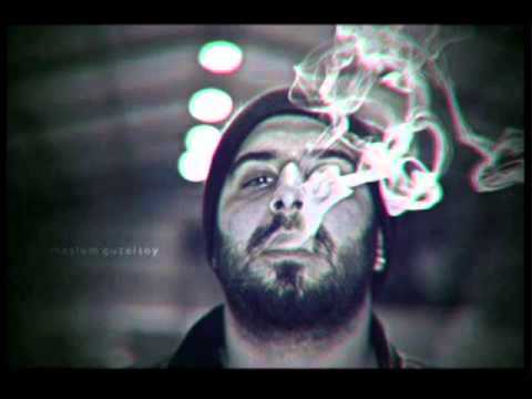 Red ft. Momer - Gözlerime Bak