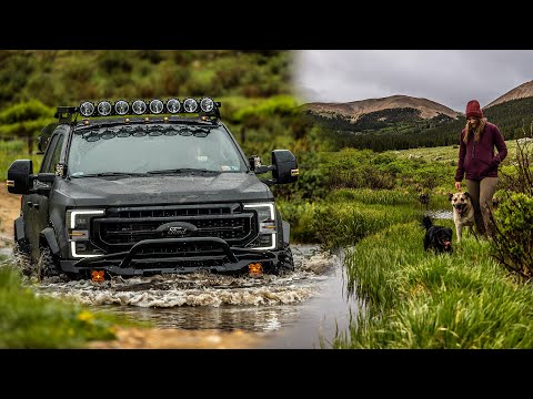 Full-Size Colorado Camping - F250 Tremor In The Rainy Rocky Mountains - WEEKENDERLANDER EP 30