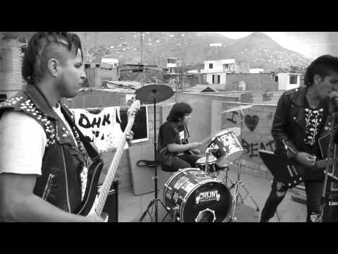 DHK -  Escuchar punk en el viejo tocadiscos