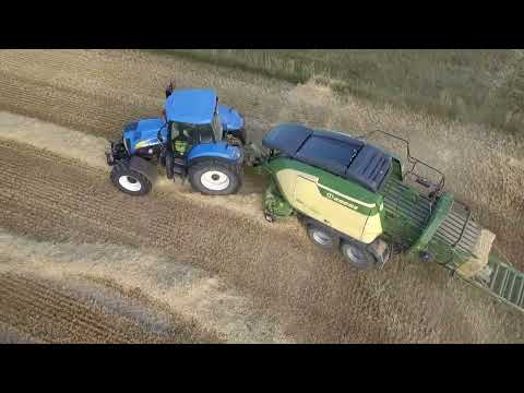 [GoPro/DJI] Stroh pressen | New Holland T8040