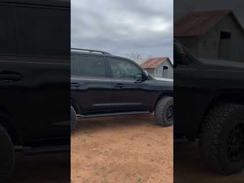 Epic Off-road Toyota Landcruiser 200 series Showcase