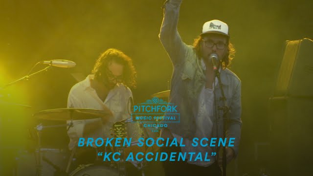 Broken Social Scene - "KC Accidental (live at Pitchfork Fest)"