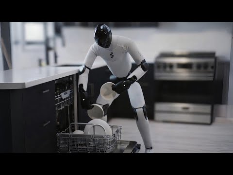 Helix 02 Shocked the INTERNET—This Humanoid Robot Ran a Kitchen Alone for 4 Minutes… No Human Help!