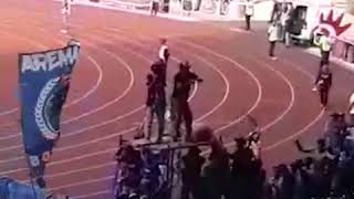 90 Menit Adu Kreatifitas, The Jakmania dan Aremania Bikin SUGBK Bergetar