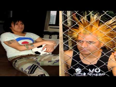 The Casualties Ultimate DVD - Corazones Intoxicados Austria