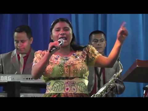 Martina Osorio | En la obscuridad | Video en vivo del Octavo aniversario//