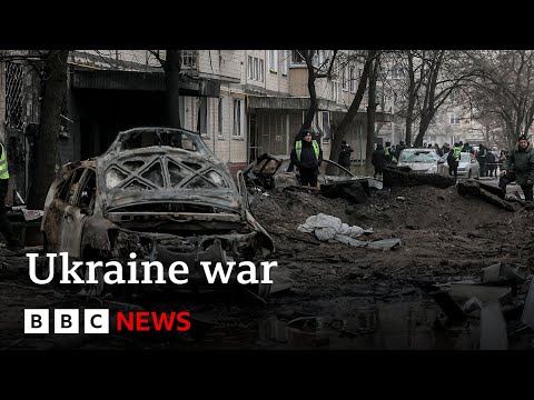 Ukraine war: Dozens wounded in Russian missile strikes on Kyiv - BBC News