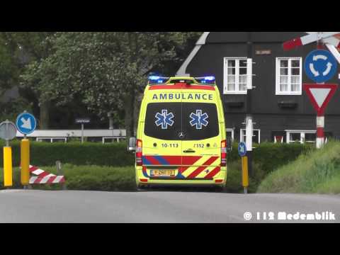 *Primeur* Ambu 10-113 (Den Helder) & Prio 1 Politie Met Spoed.