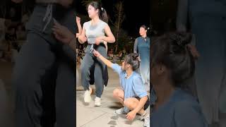 Download lagu #bestshuffle #dance #fashion #dancer #trend #shuffle #cuttingshapes #shuffling #trending #dancing mp3