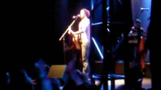 Michael Franti Everyone Deserves Music Live!
