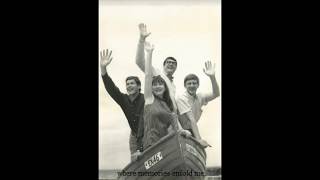 The Seekers - Island of Dreams (with lyrics)